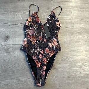 TRIANGL | Women’s One Piece Swim